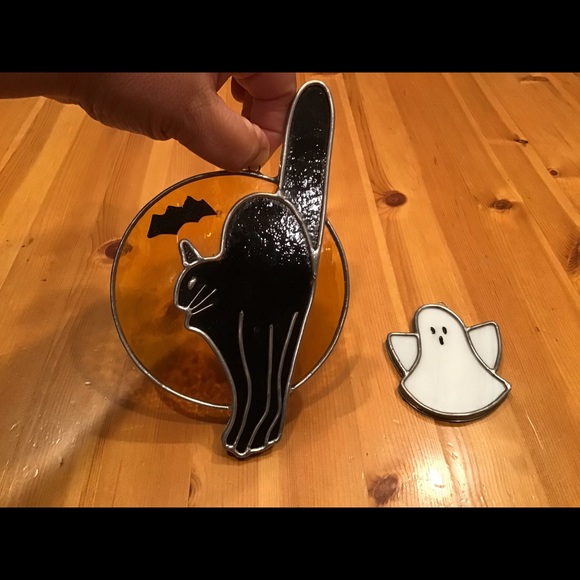 VINTAGE HALLOWEEN STAINED GLASS SUNCATCHERS SIGNED - Picture 3 of 8